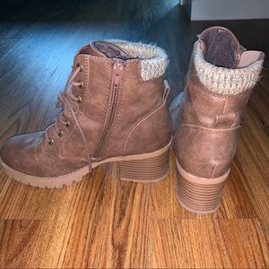Tan heeled boots